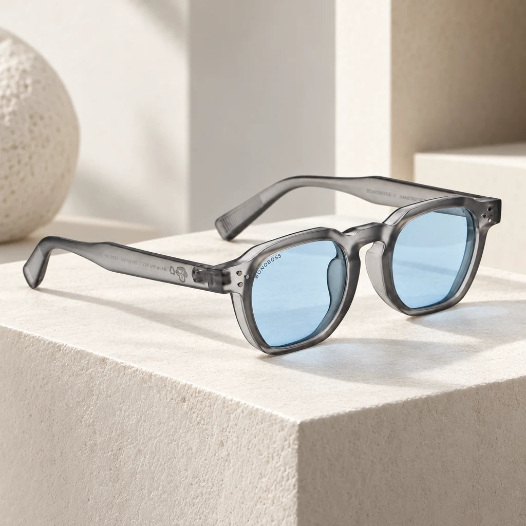 Lentes de sol Bonoboss Damero Blue en contexto de estilo de vida #color_blue