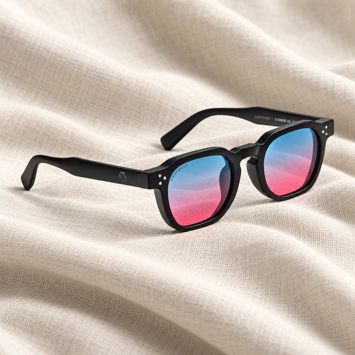 Lentes de sol Bonoboss Damero Pink en contexto de estilo de vida #color_pink