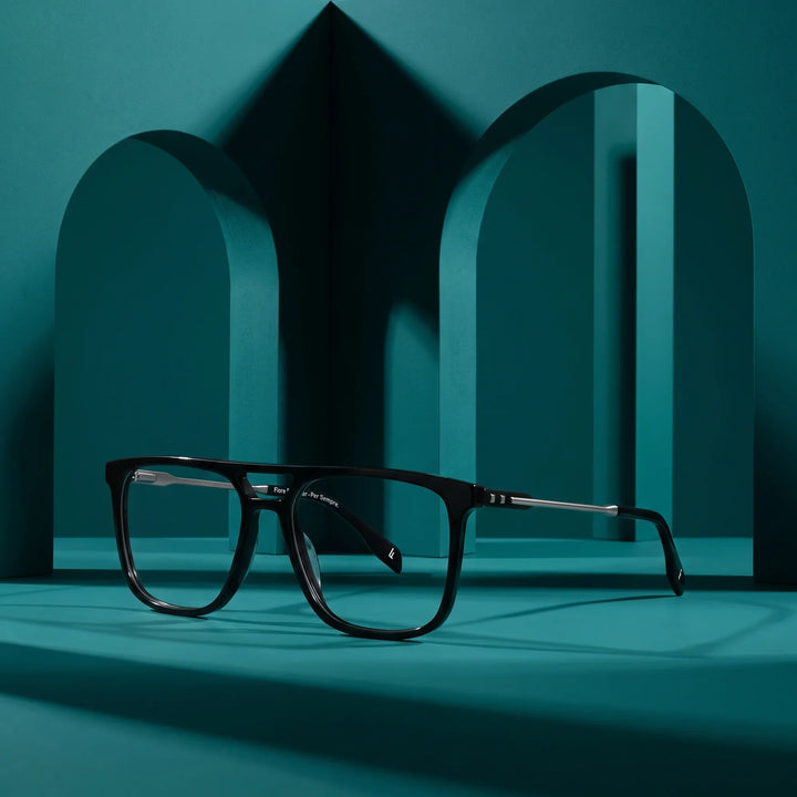Anteojos Fiore 10177 en negro – still life among monochrome teal arches