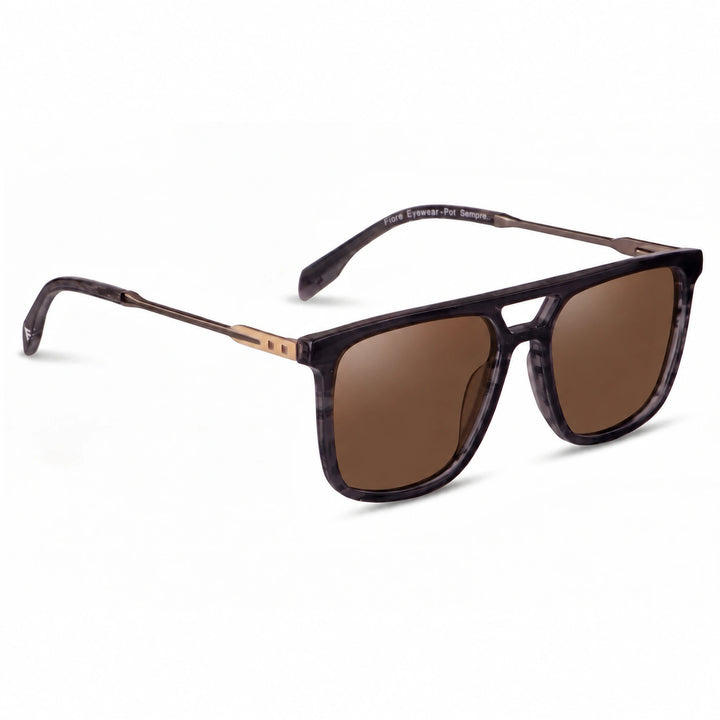 Lentes de sol Fiore 10177 Gris cristal Cafe polarizado vista tres cuartos mujer #color_cafe