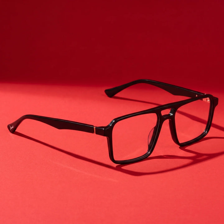 Anteojos Fiore 1039 en negro – editorial still life on a saturated vivid red set