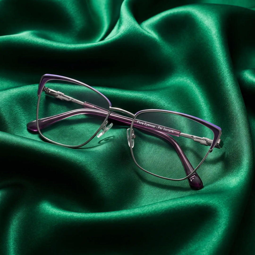 Anteojos Fiore 3839 en purple silver – envuelto en seda esmeralda fluida
