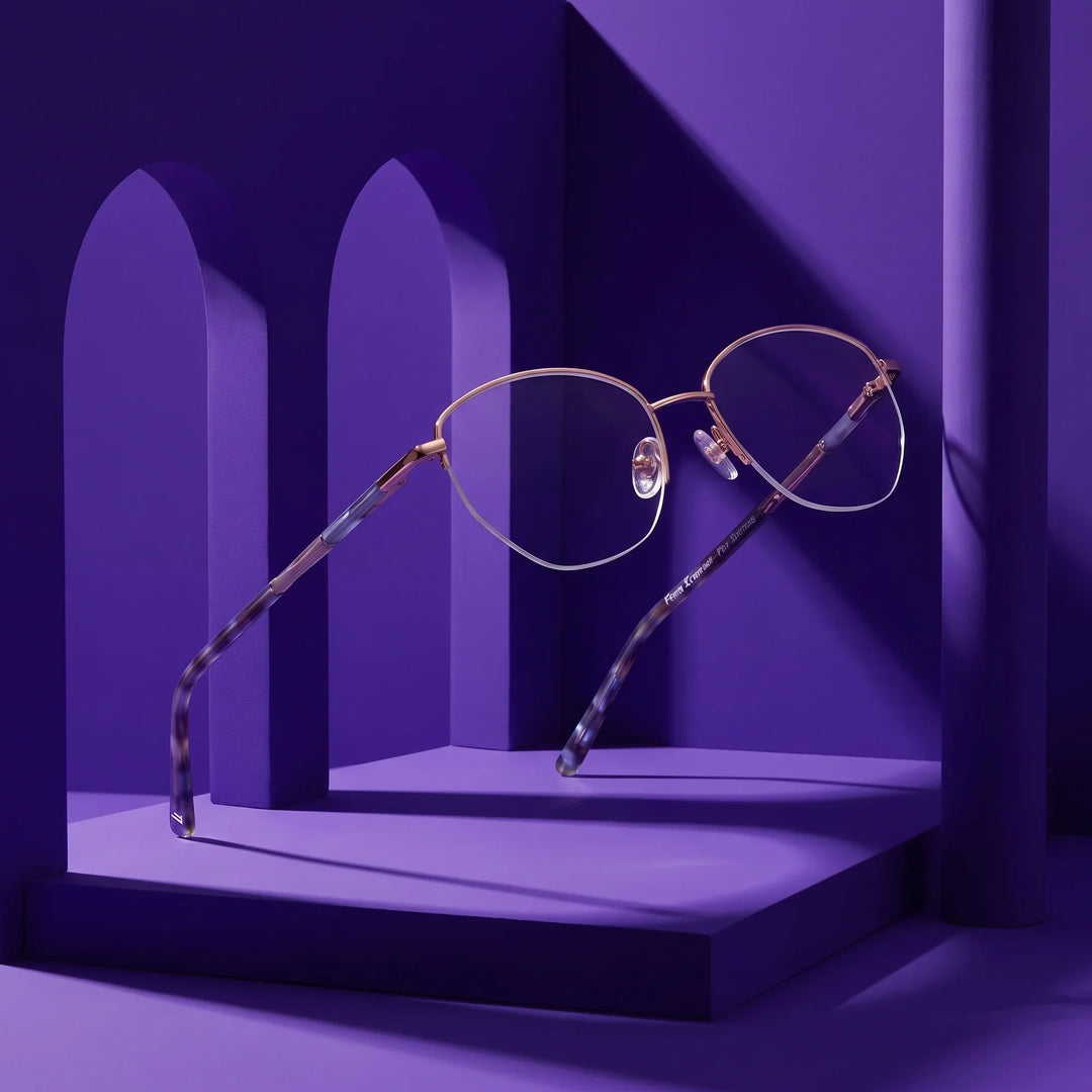 Anteojos Fiore 3921 en grey brown – still life among monochrome violet arches