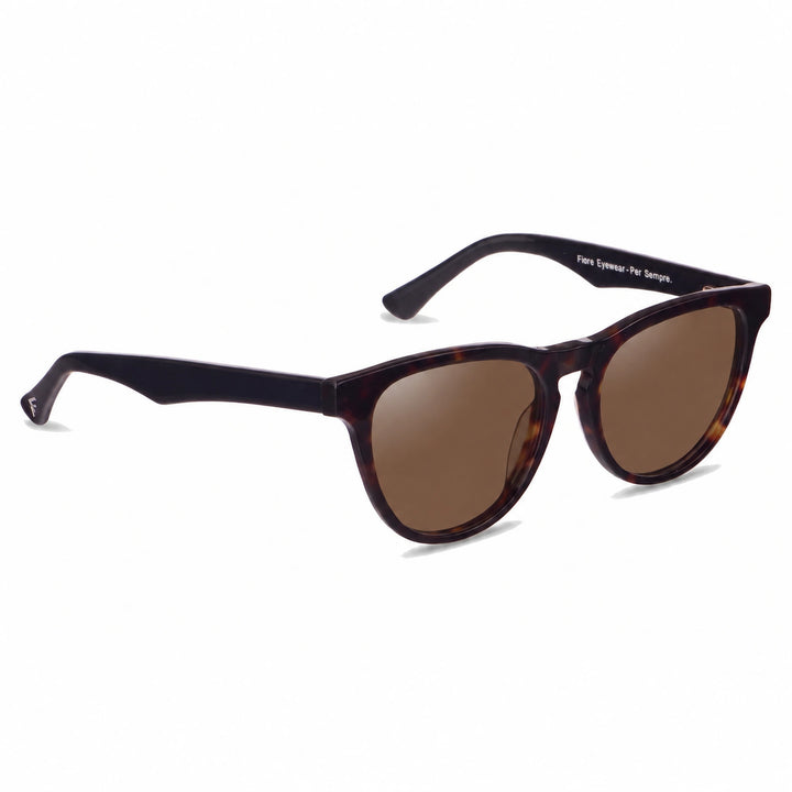 Lentes de sol Fiore 4488 Carey con cristal café polarizado UV400, vista en tres cuartos para hombre y mujer #color_cafe