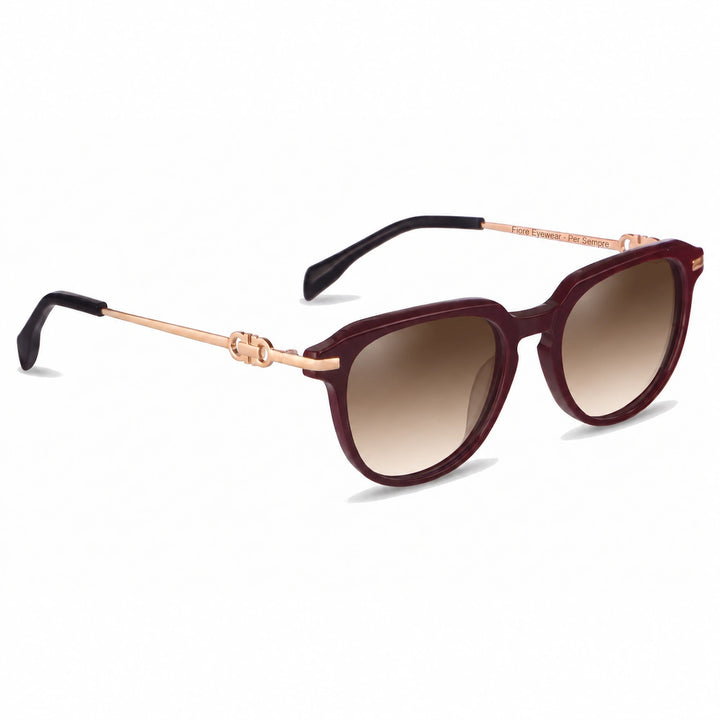 Lentes de sol Fiore 5409 Rojo cristal Gradiente Cafe polarizado vista tres cuartos mujer #color_gradiente-cafe