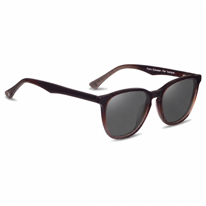 Lentes de sol Fiore 7046 Brown cristal Negro polarizado vista tres cuartos unisex #color_negro