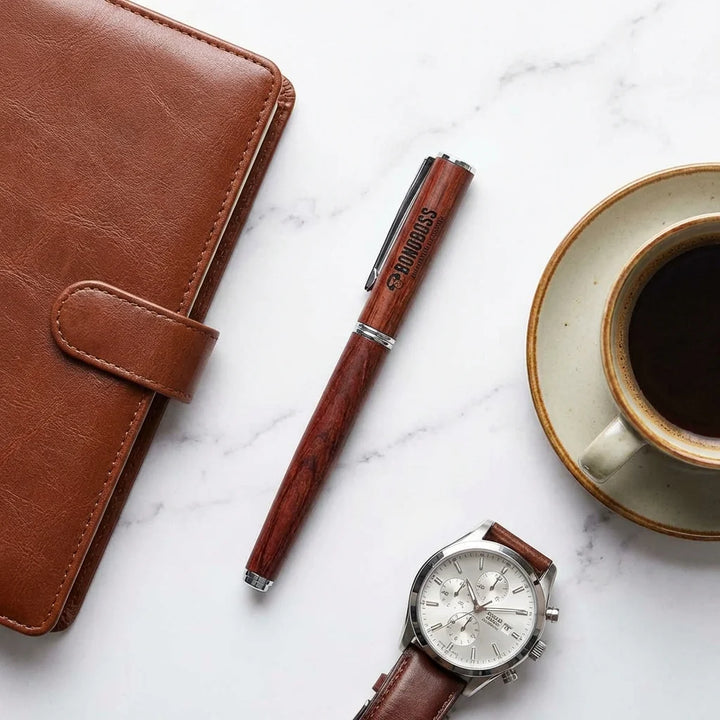 Lápiz de madera premium flat lay ejecutivo mármol Bonoboss