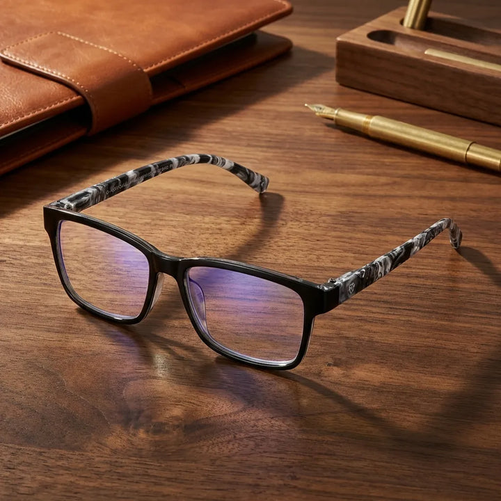Bonoboss Lennox Island Black - composicion tematica lentes lectura sobre escritorio premium madera #editorial_grid2 #color_black