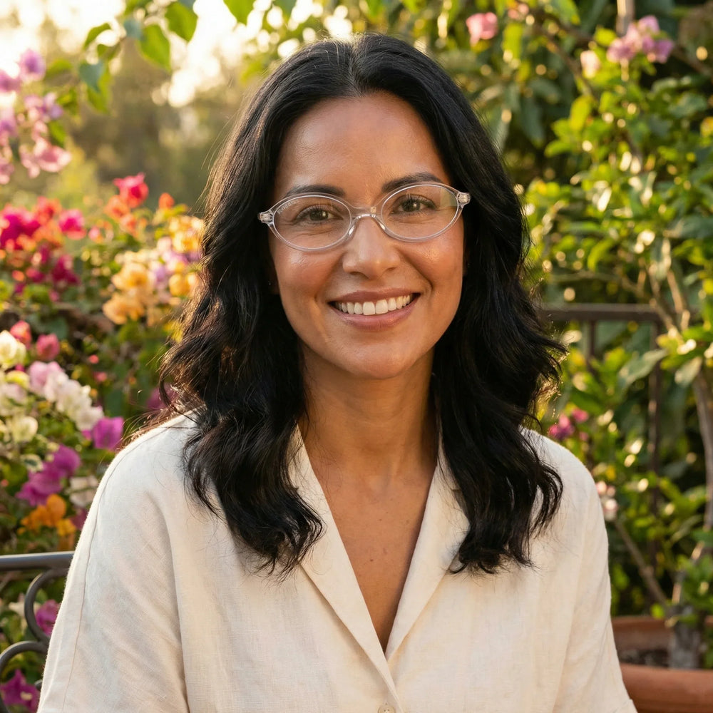 Profesional trabajando todo el dia lentes lectura Blueberry2 proteccion completa luz azul UV antirreflejo Bonoboss