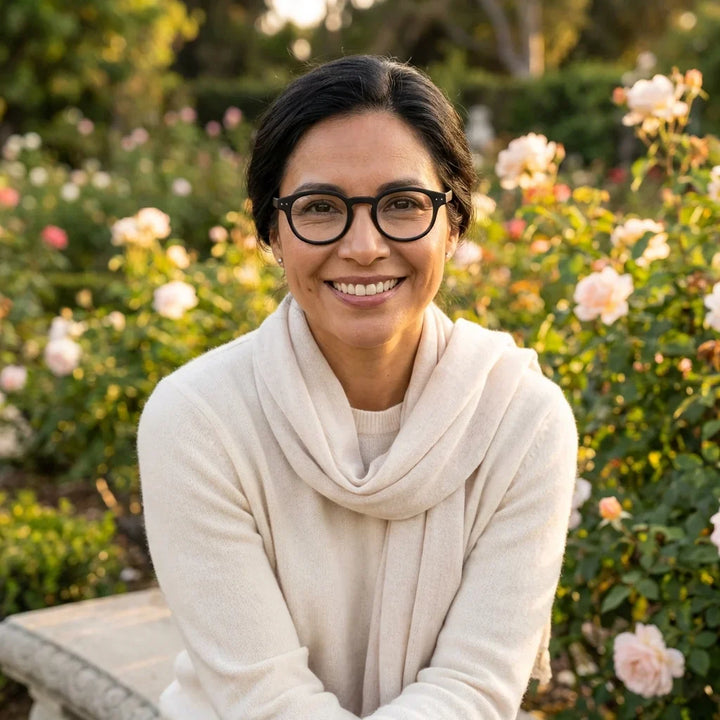 Profesional trabajando todo el dia lentes lectura Hawaii Black proteccion completa luz azul UV antirreflejo Bonoboss