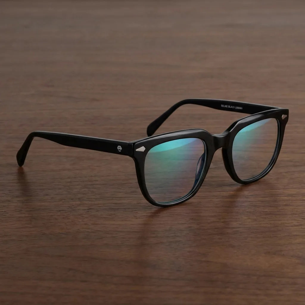 Lentes ópticos Selkie Negro sobre escritorio de madera premium calidad premium receta Bonoboss #editorial_banner_confianza #color_negro