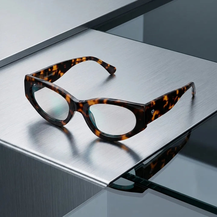 Lentes opticos Milan Carey sobre metal cepillado industrial antirreflex receta optica bio-acetato Bonoboss #editorial_metal-brushed #color_carey