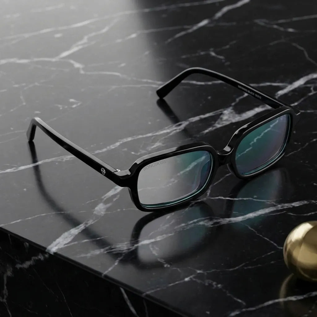 Lentes opticos Navarino Negro sobre marmol negro elegante antirreflex receta optica bio-acetato Bonoboss #editorial_marmol-negro #color_negro