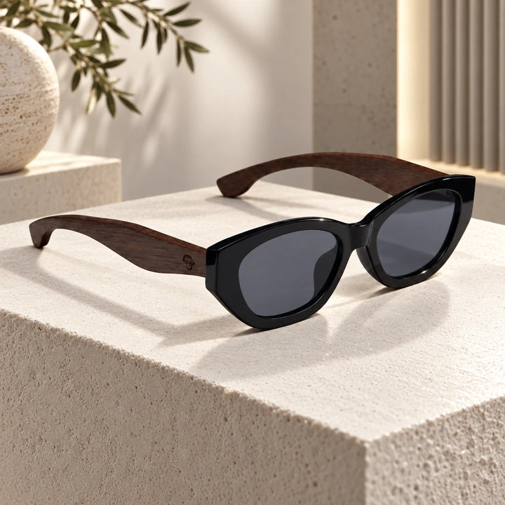 Lentes de sol Bonoboss Nomad Negro en contexto de estilo de vida #color_negro