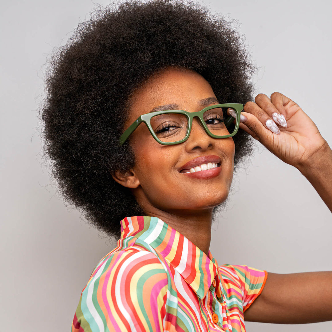 Oliver lentes ópticos mujer premium verde oliva vista frontal #color_verde