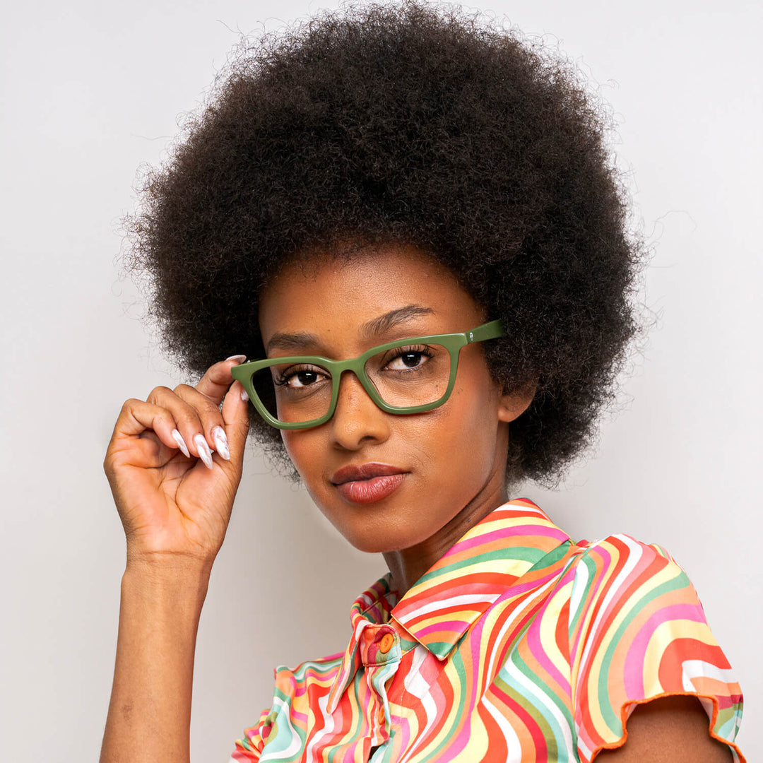 lentes opticos de acetato forma rectangular ovalada color verde para hombre y mujer opticos distribuidor mayorista opticas #color_verde