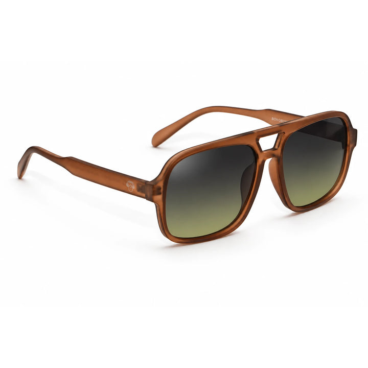 Lentes de sol Bonoboss Orson RPET Brown vista tres cuartos plástico reciclado #editorial_angulo45 #color_brown