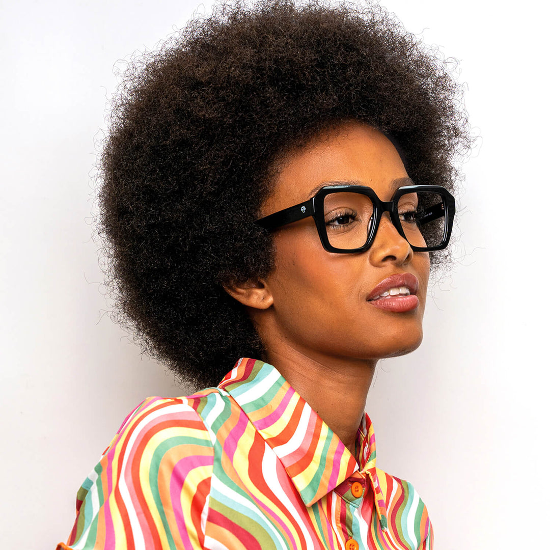 lentes opticos cuadrados negros mujer cara redonda grande receta multifocal bifocal adelgazado filtro azul.jpg  #color_negro