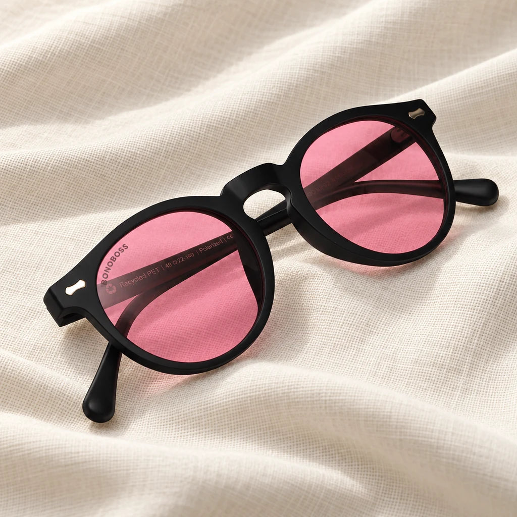Lentes de sol Bonoboss Temuco RPET Rosado en contexto de estilo de vida #color_rosado