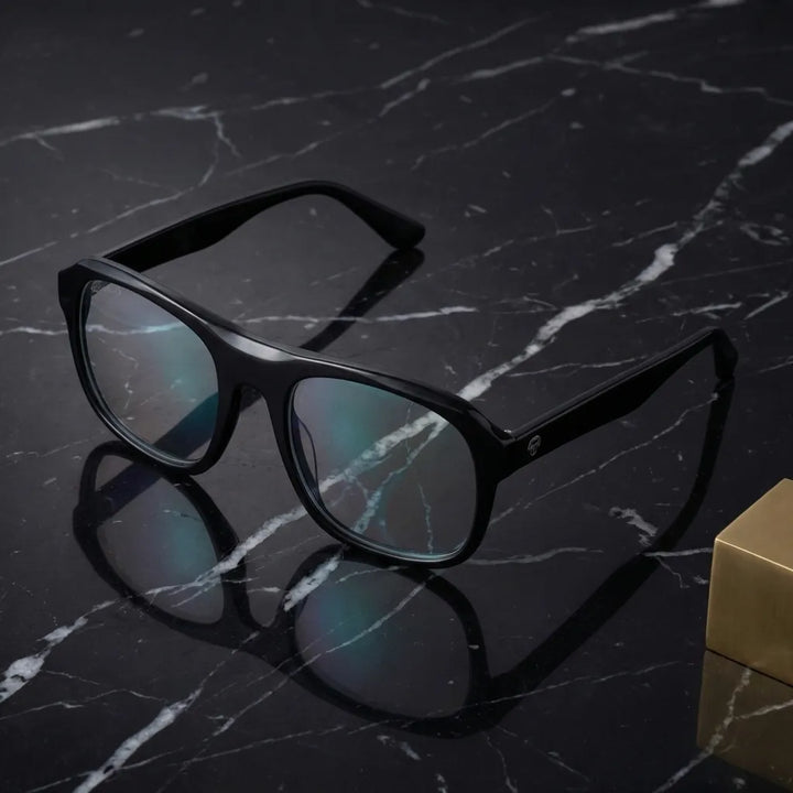 Lentes opticos Tom Negro sobre marmol negro elegante antirreflex receta optica bio-acetato Bonoboss #editorial_marmol-negro #color_negro
