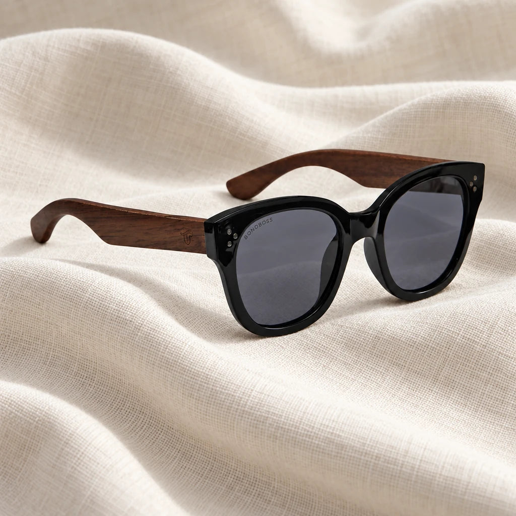 Lentes de sol Bonoboss Tren Tren Negro en contexto de estilo de vida #color_negro