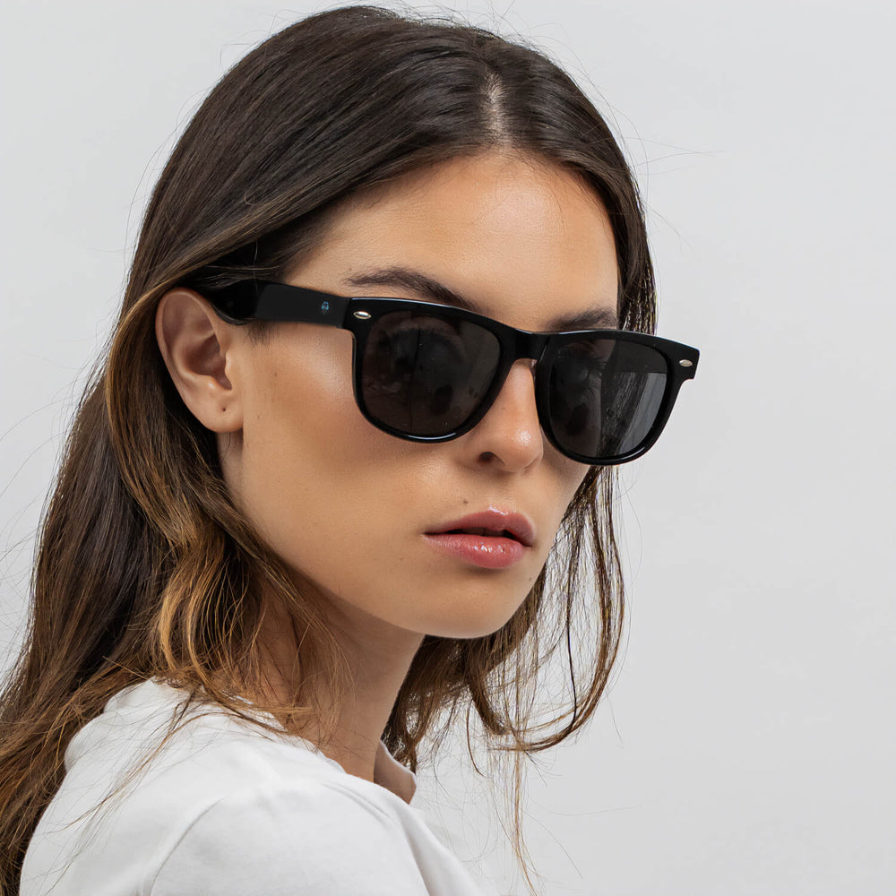 anteojos lentes de sol polarizados de color negro forma clásica para hombre y mujer de cara redonda con o sin receta optica grandes tamaño XL #color_transparente
