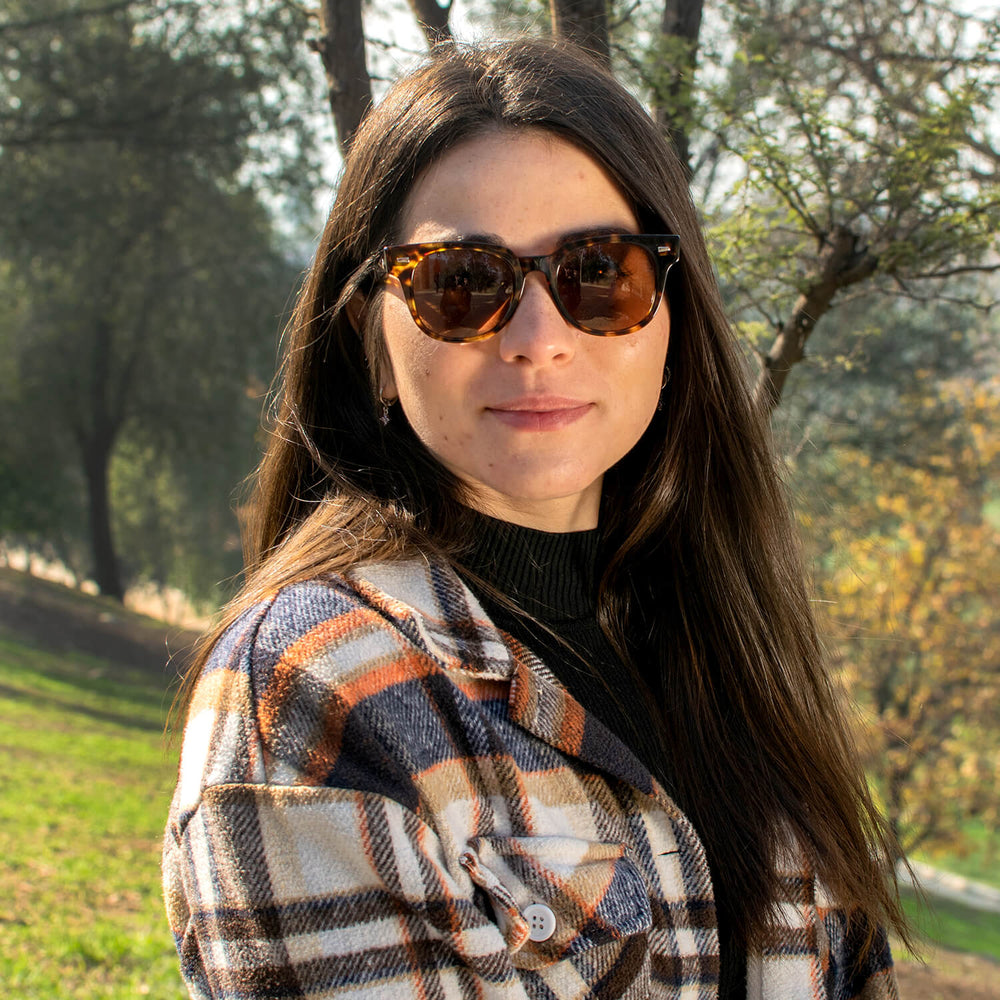 anteojos de sol polarizados de color carey para mujer de moda